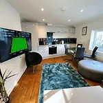 2 Southwell Road - Luxurious City Centre Apartments