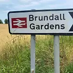 Relaxing Retreat Near Norfolk Broads