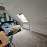 2 - Badger Sett, Modern Home With Hottub In Norfolk