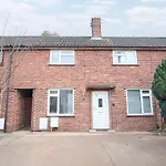 Rare 6 Bedroom, Ideal For Large Group Or Family