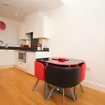 Norwich Central Modern Apartment