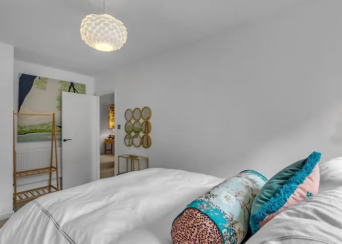 Duke Street Brand New Central 1 Bed Flat
