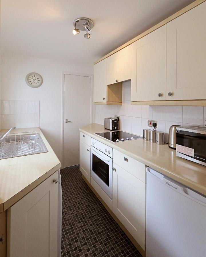 Apartamento 2 Bedroom City Centre House - Cowgate - Guest Homes!