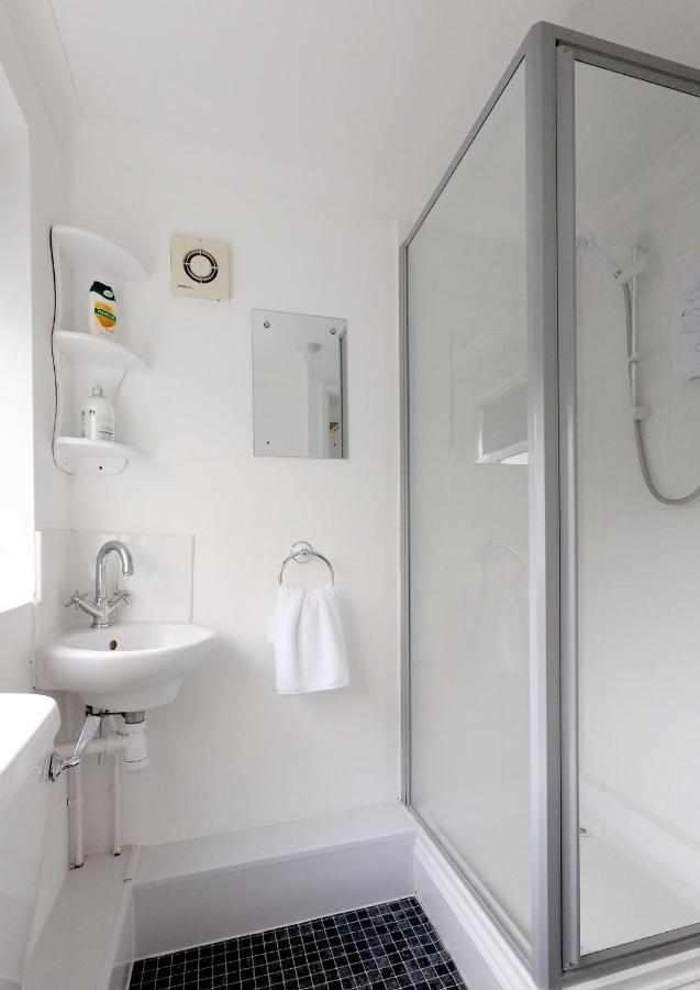 Apartamento 2 Bedroom City Centre House - Cowgate - Guest Homes!