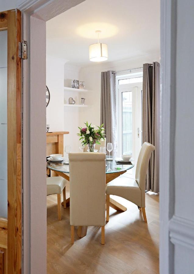 2 Bedroom City Centre House - Cowgate - Guest Homes! NWI