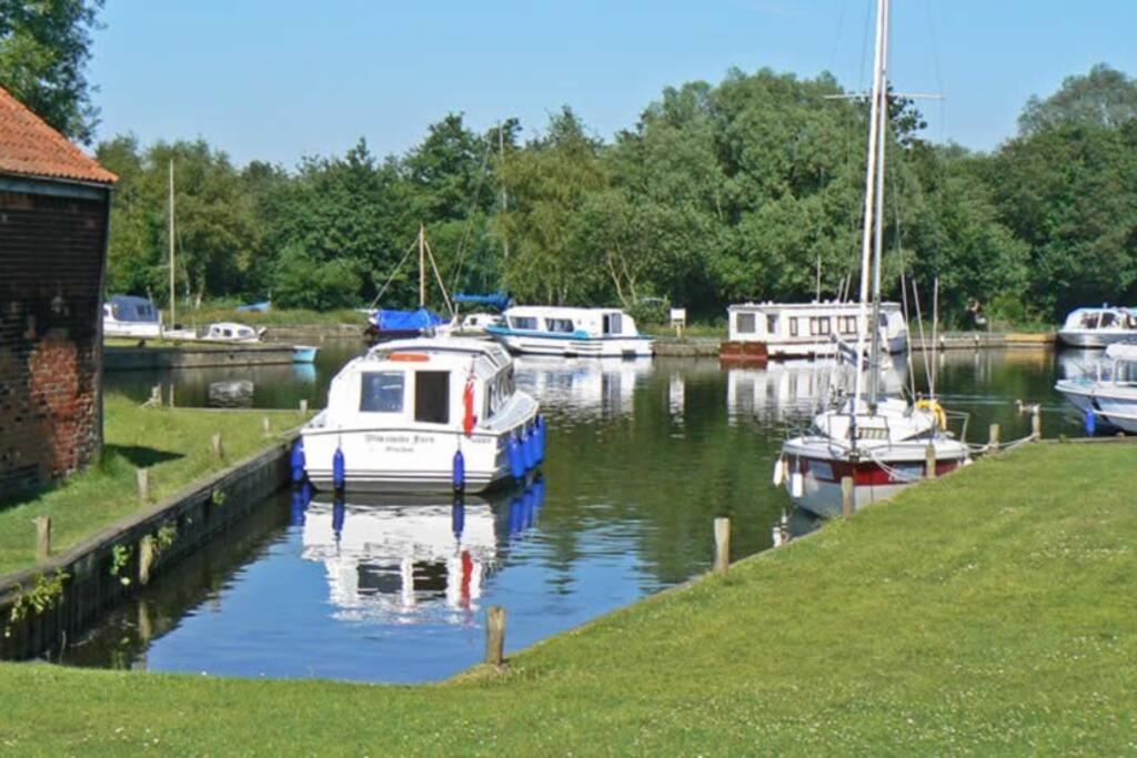 Holiday home Sailaway Holiday Cottage *