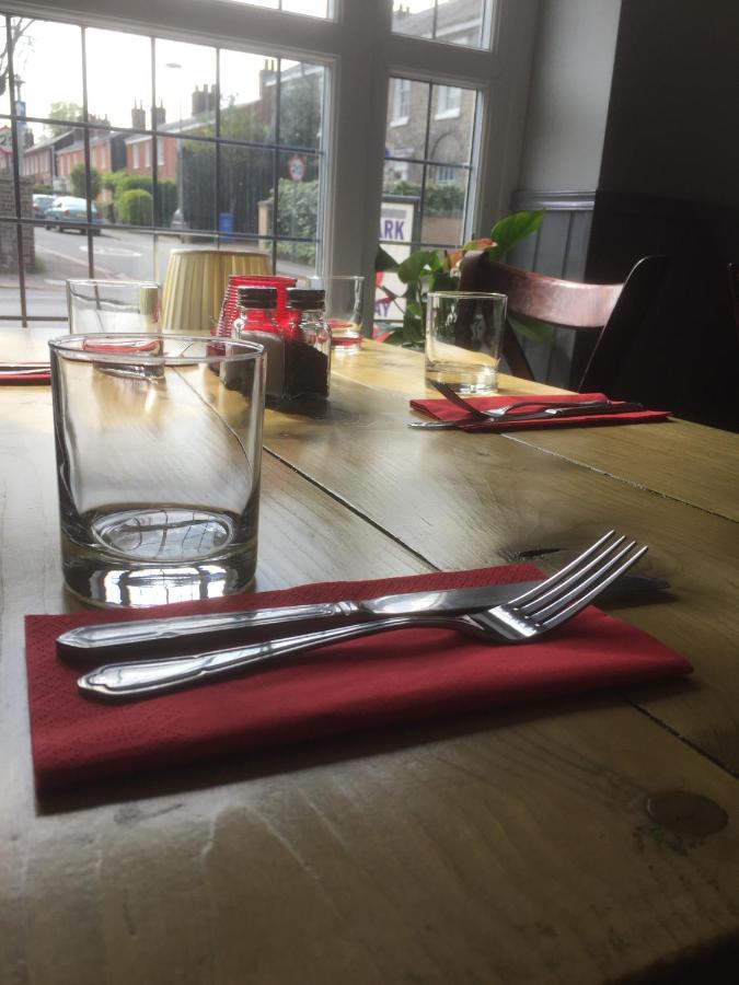 Pensão Al Forno Restaurant & Inn Norwich