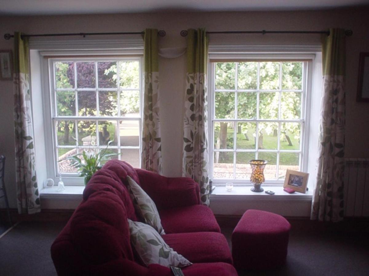 Remarkable 2-bed In Norfolk Broads *