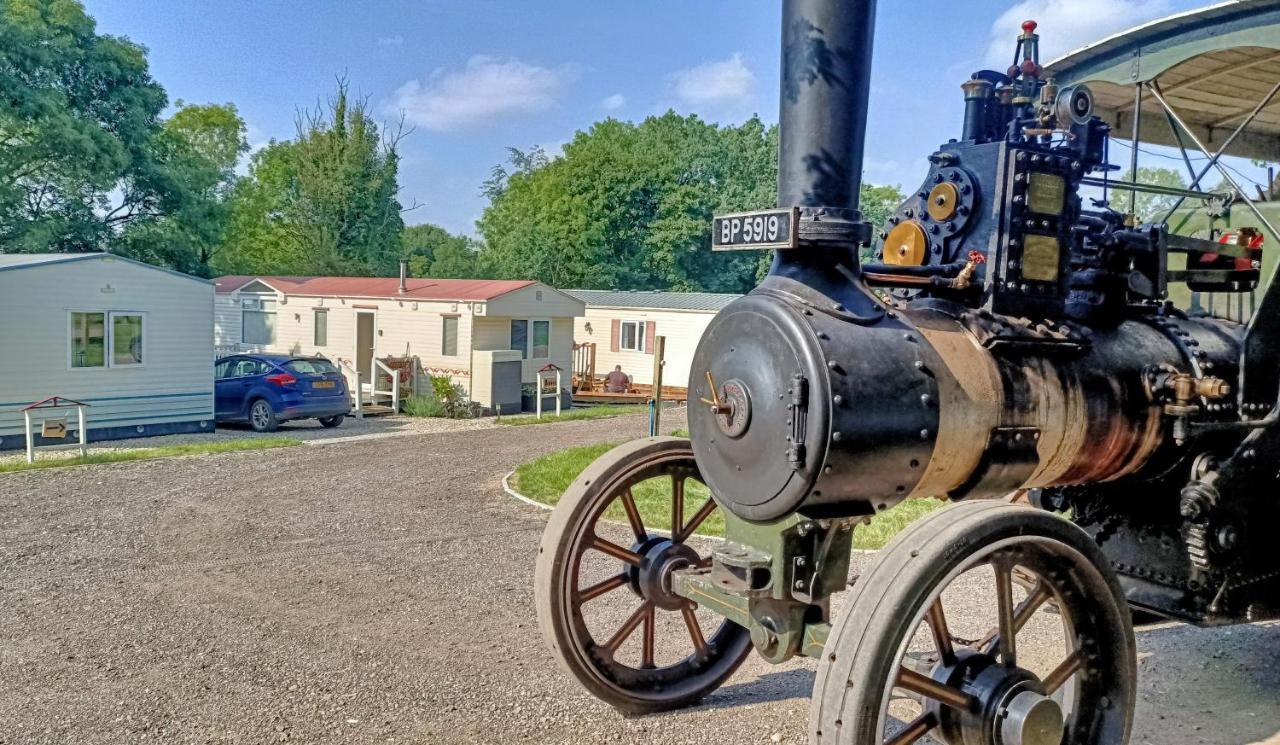 Whitwell And Reepham Station - Annie Acampamento NWI