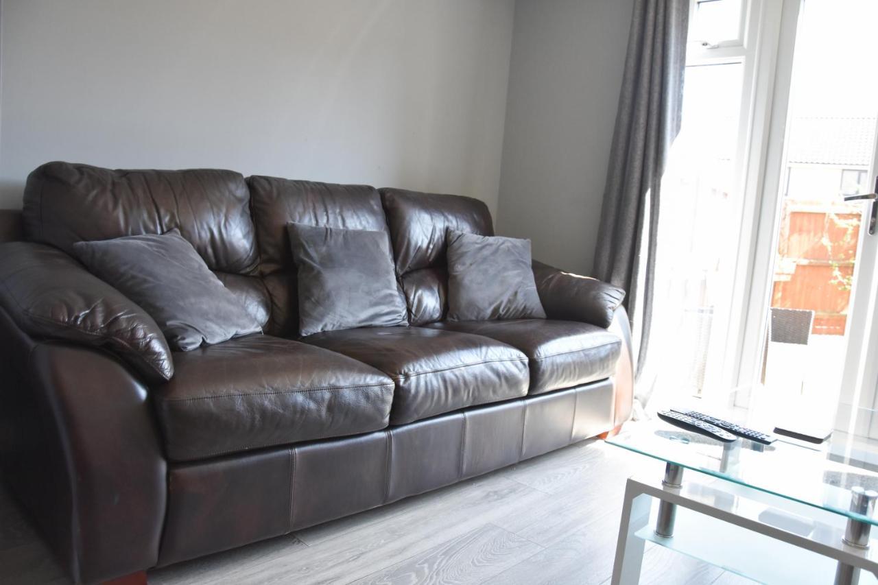 Holiday home Queens - Beautiful Modern House With Free Parking - Marvello Norwich