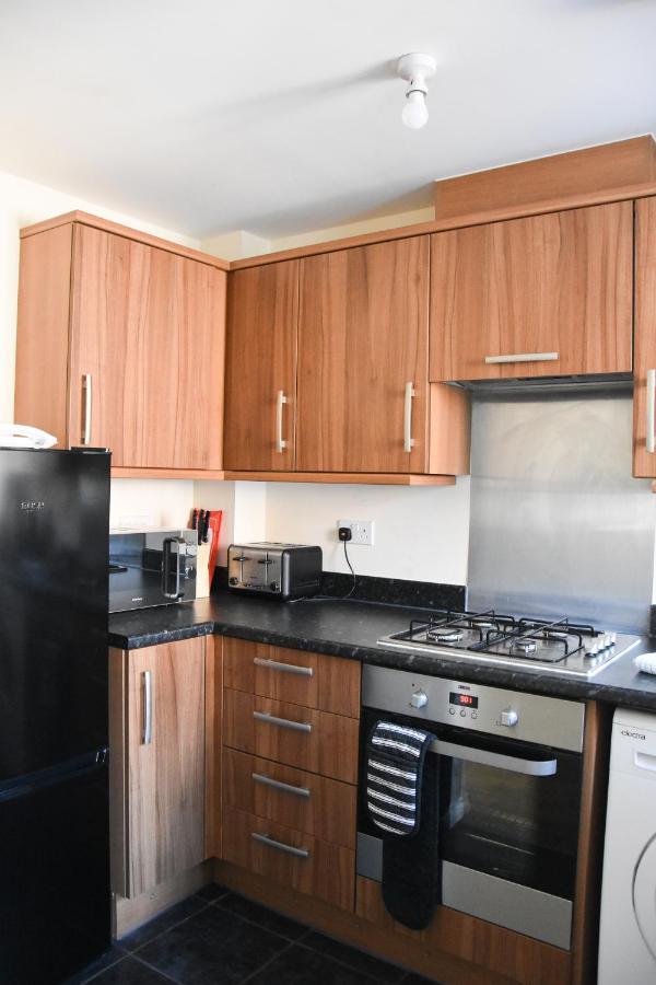 Holiday home Queens - Beautiful Modern House With Free Parking - Marvello *