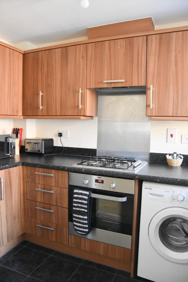 Queens - Beautiful Modern House With Free Parking - Marvello