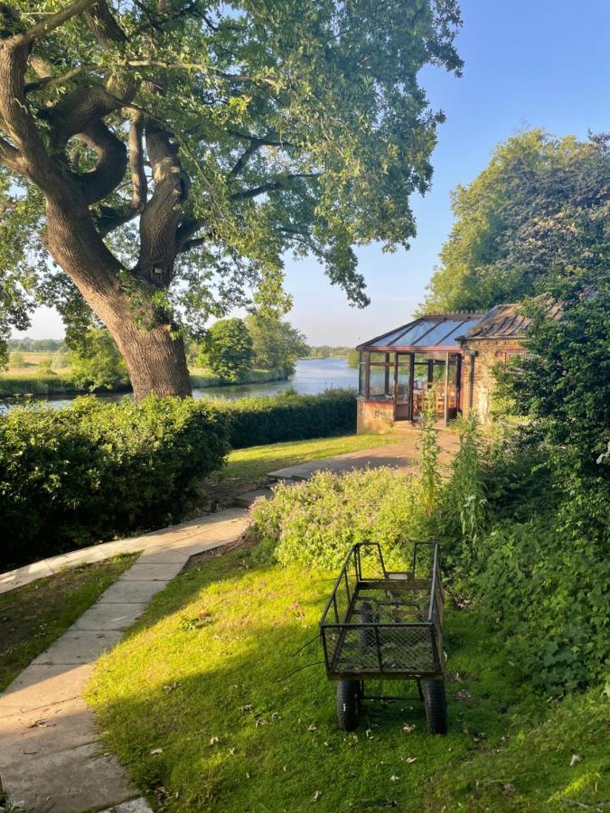 Holly Holiday home *