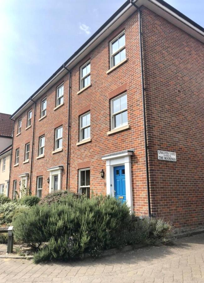 Large Modern Norwich
