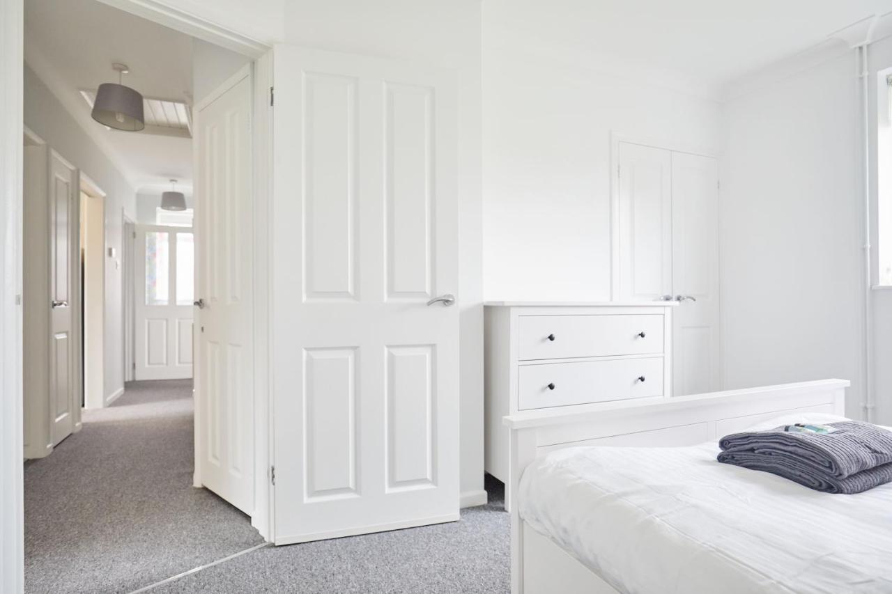 Stylish 2 Bed With Beautiful Garden