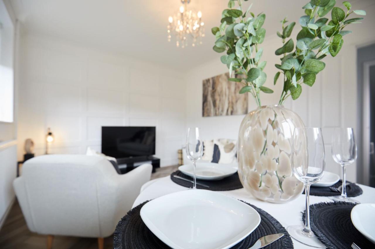 Apartment Stylish 2 Bed With Beautiful Garden