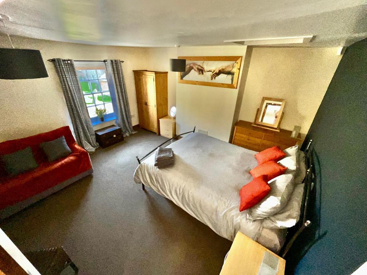 Remarkable 2-bed In Norfolk Broads