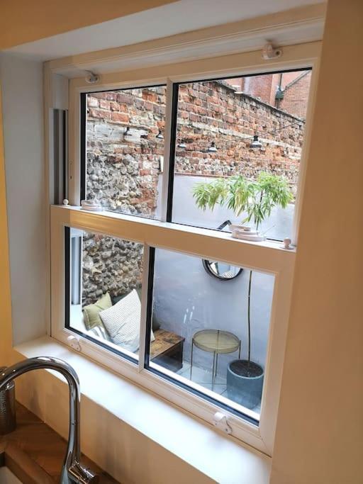 Apartment Apartment, 2 Min Walk To Centre. Norwich