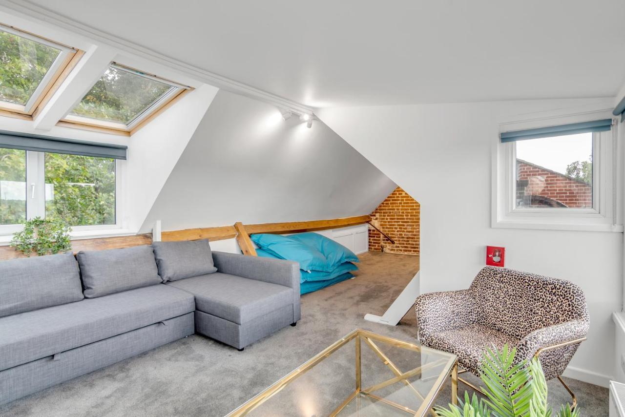 Holiday home 6br Boardman Centre 400mbps Wi-fi