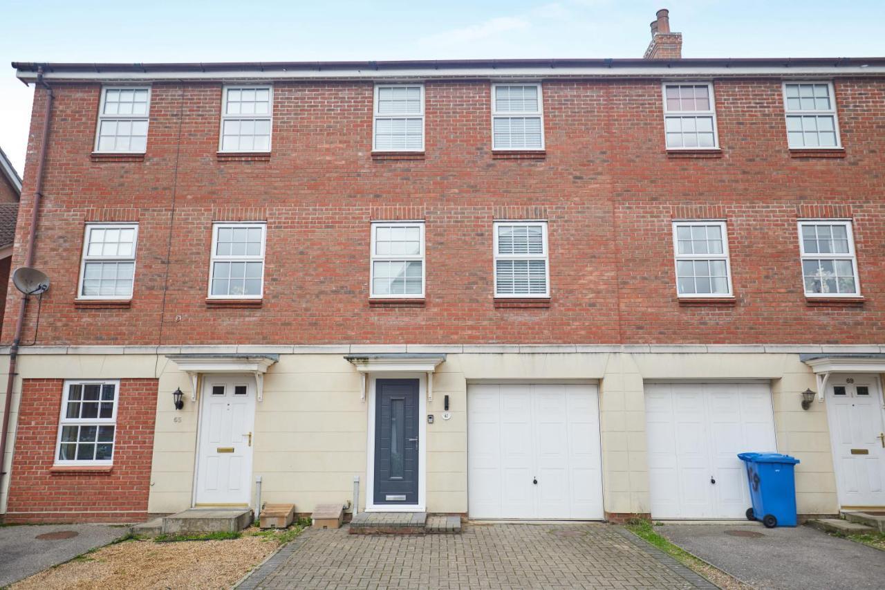 Holiday home Luxurious And Modern 3 Bed Townhouse With Parking Norwich