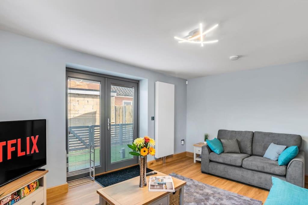 Isabel's Wing! A Stunning 2 Bedroom