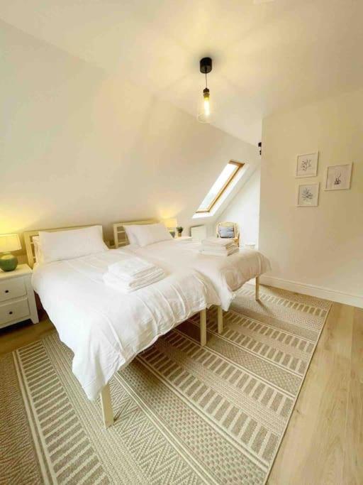Seaside Cottage, 8min Walk To Beach. Dog Friendly. *