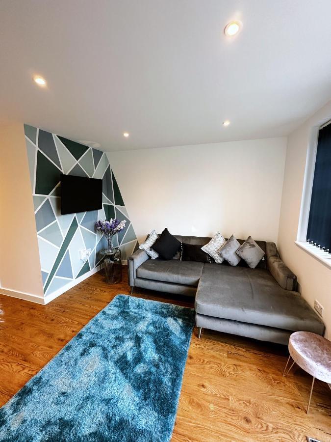 2 Southwell Road - Luxurious Centre *