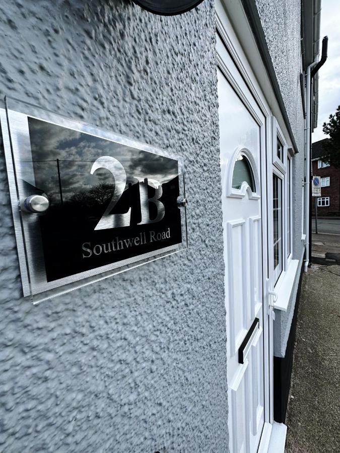 2 Southwell Road - Luxurious Centre *