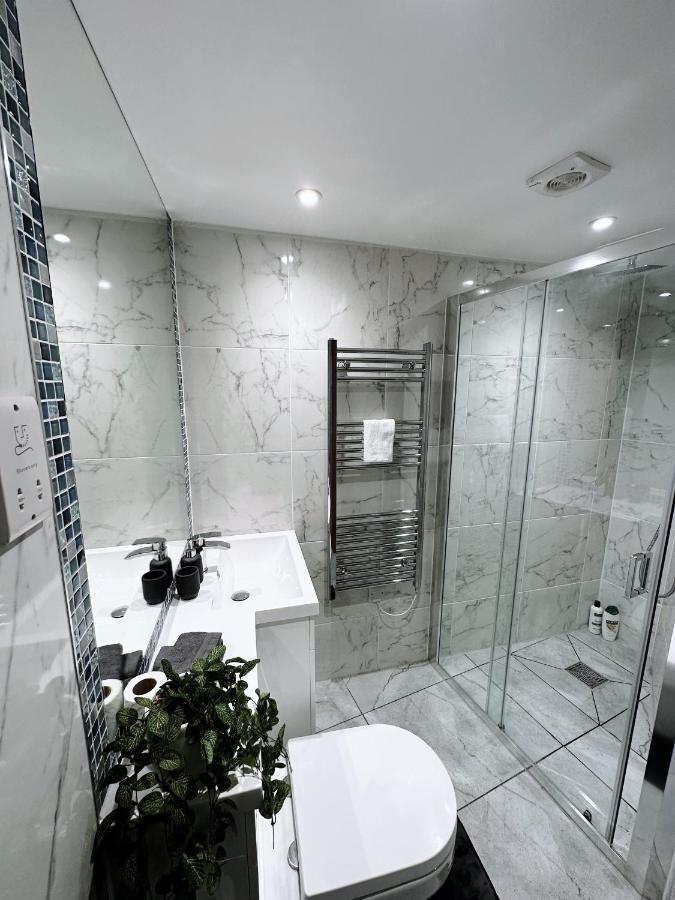 2 Southwell Road - Luxurious Centre *