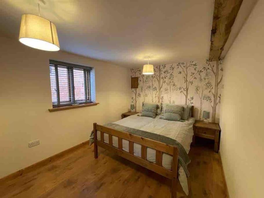 Charming Norfolk Barn Conversion In Barnham Broom Casa de férias