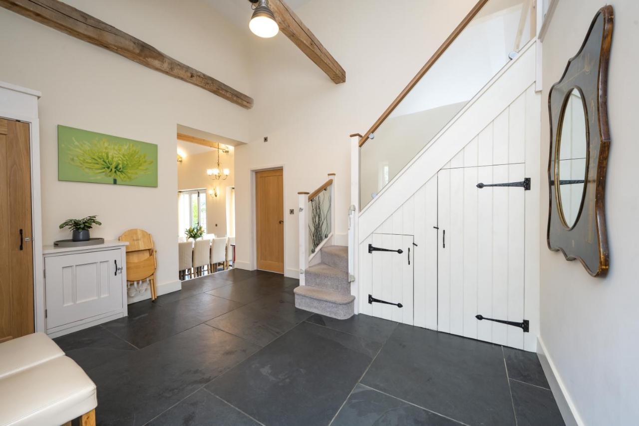 Chestnut Barn, North Norfolk With Private Hot Tub & Close To Beaches Holiday home *