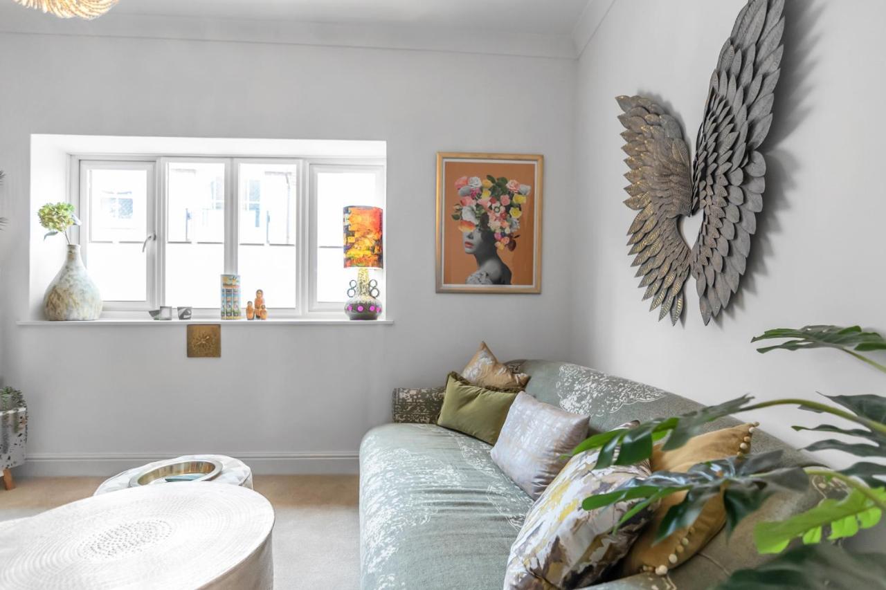 Duke Street Brand New 1 Bed Flat Apartment *