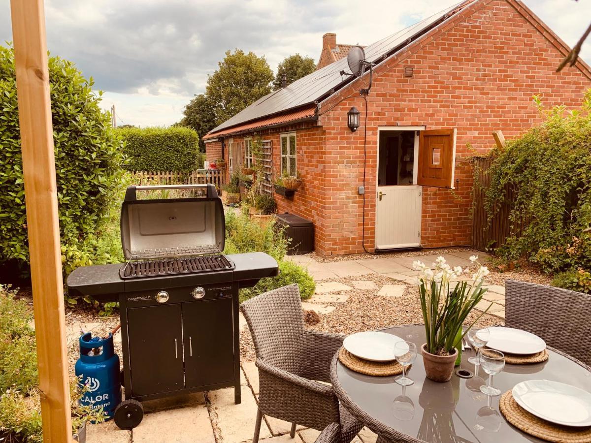 & On A Real Norfolk Vineyard Holiday home