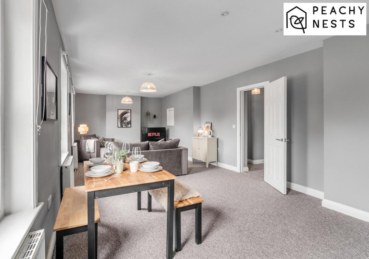 Ideal For Contractors 2 Bed 2 Bath Long With Parking