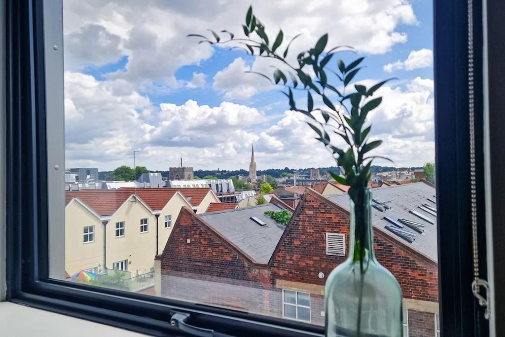 Funky Flat - Centre - Free Parking Apartment