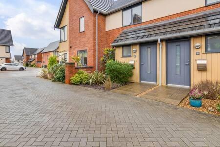 2 Bedroom House Ne
