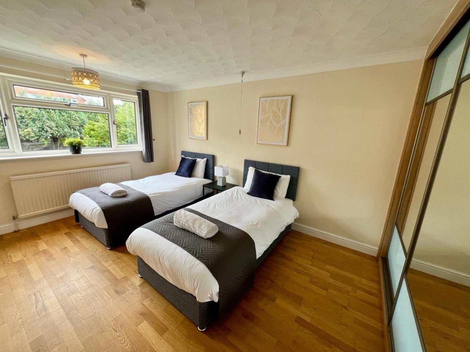Clovelly House * NWI