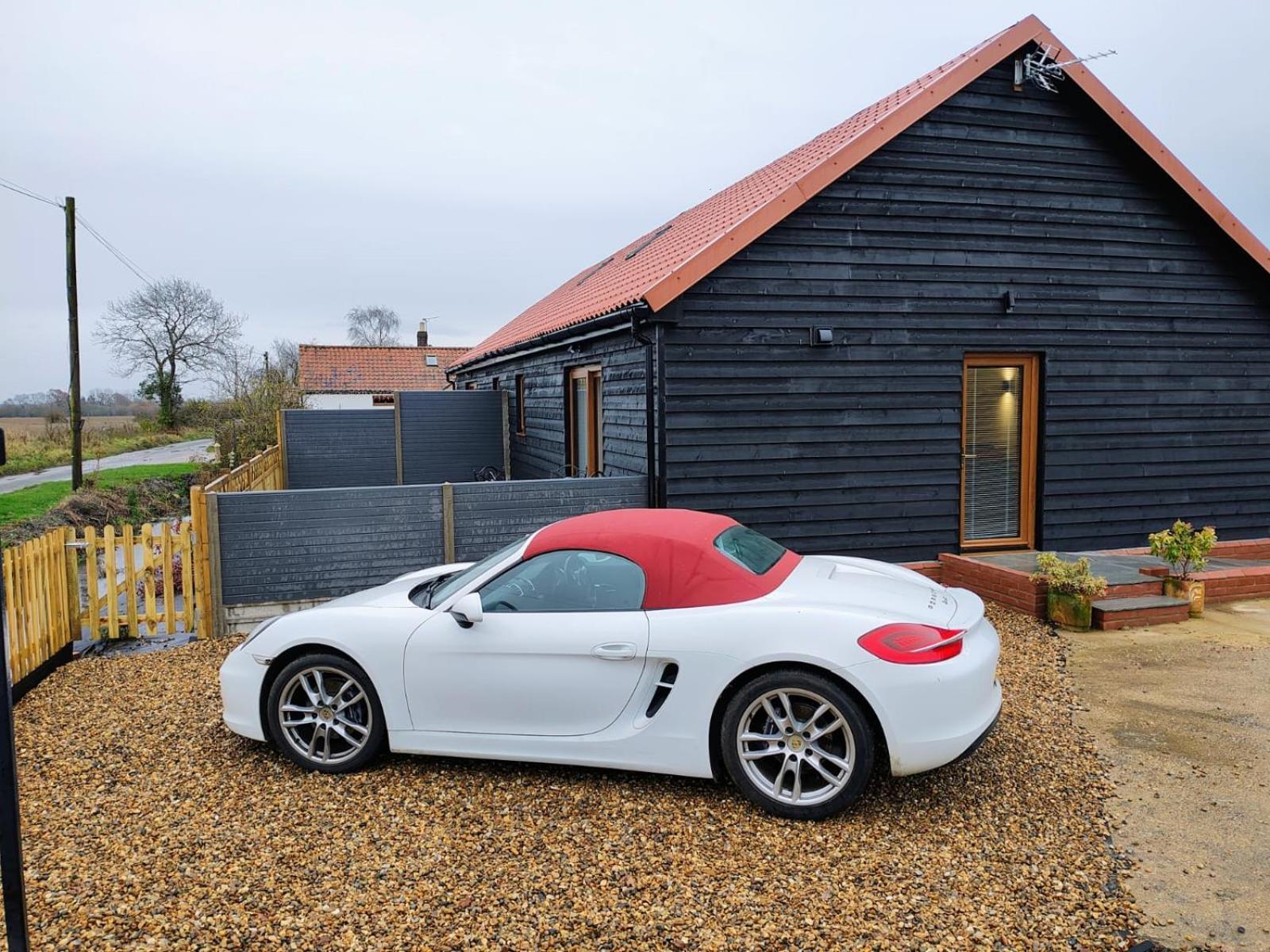 Holiday home Brooke View Barns No 1 *