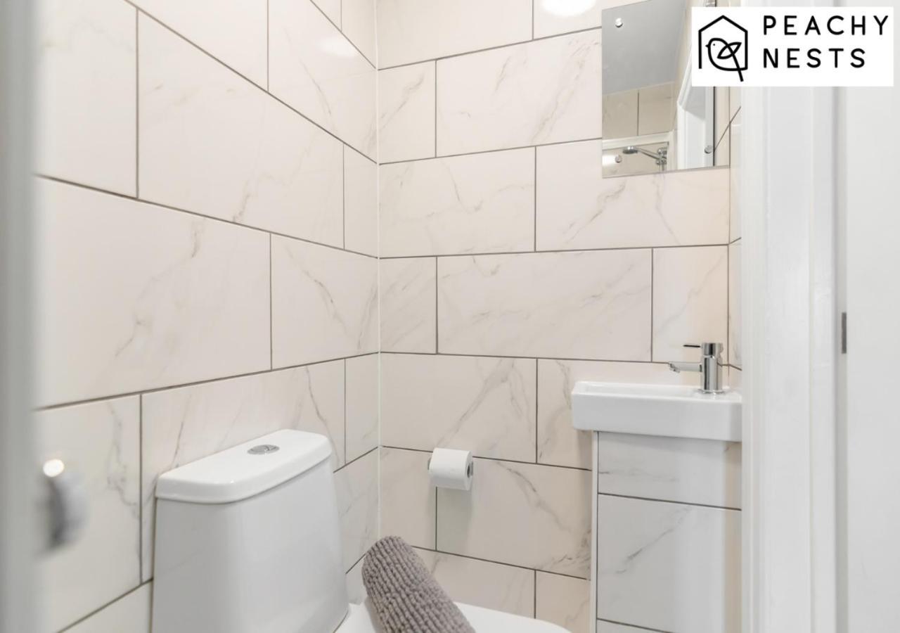 Apartment Ideal For Contractors 2 Bed 2 Bath Long With Parking *