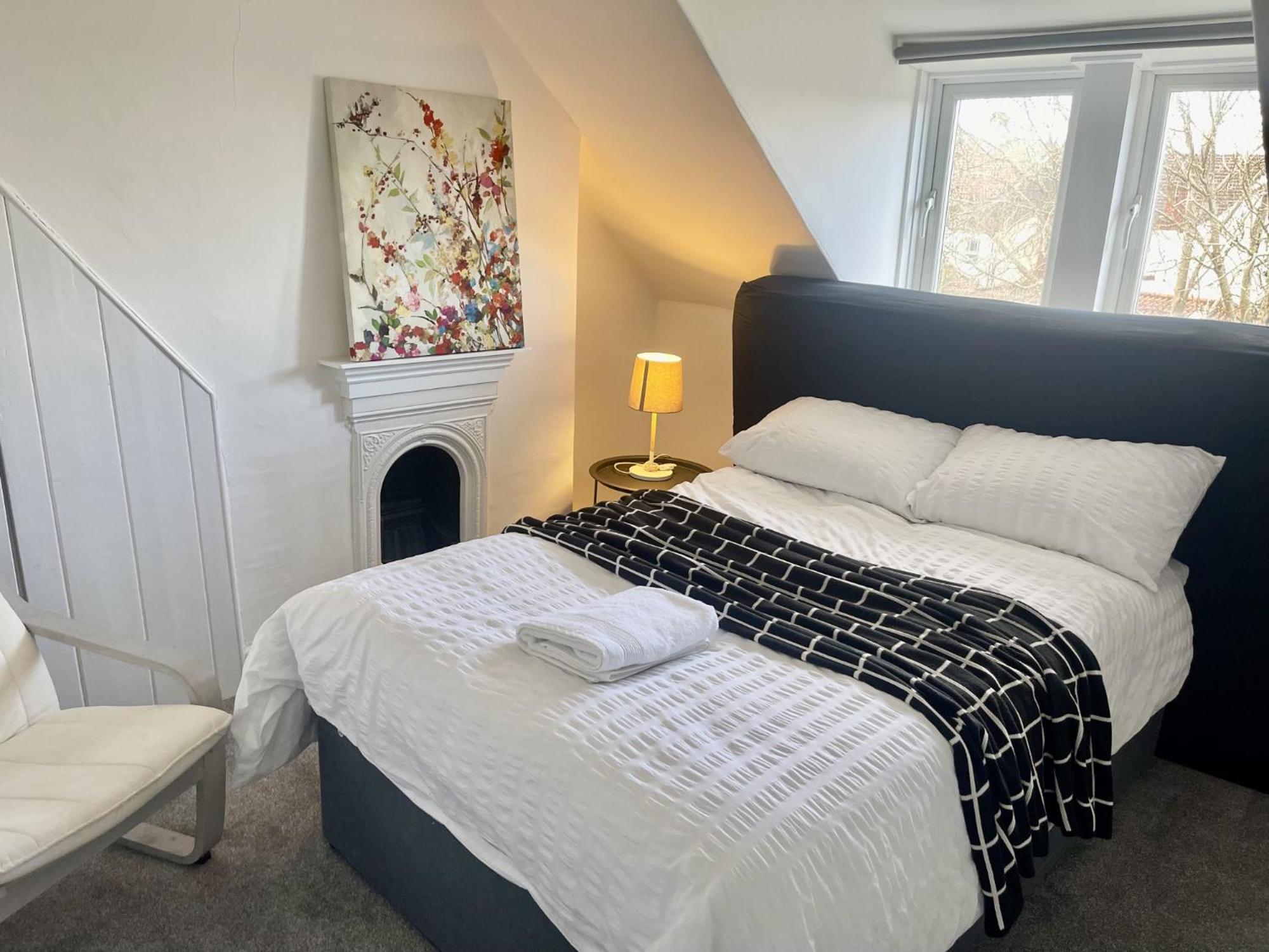 Golden Triangle Townhouse