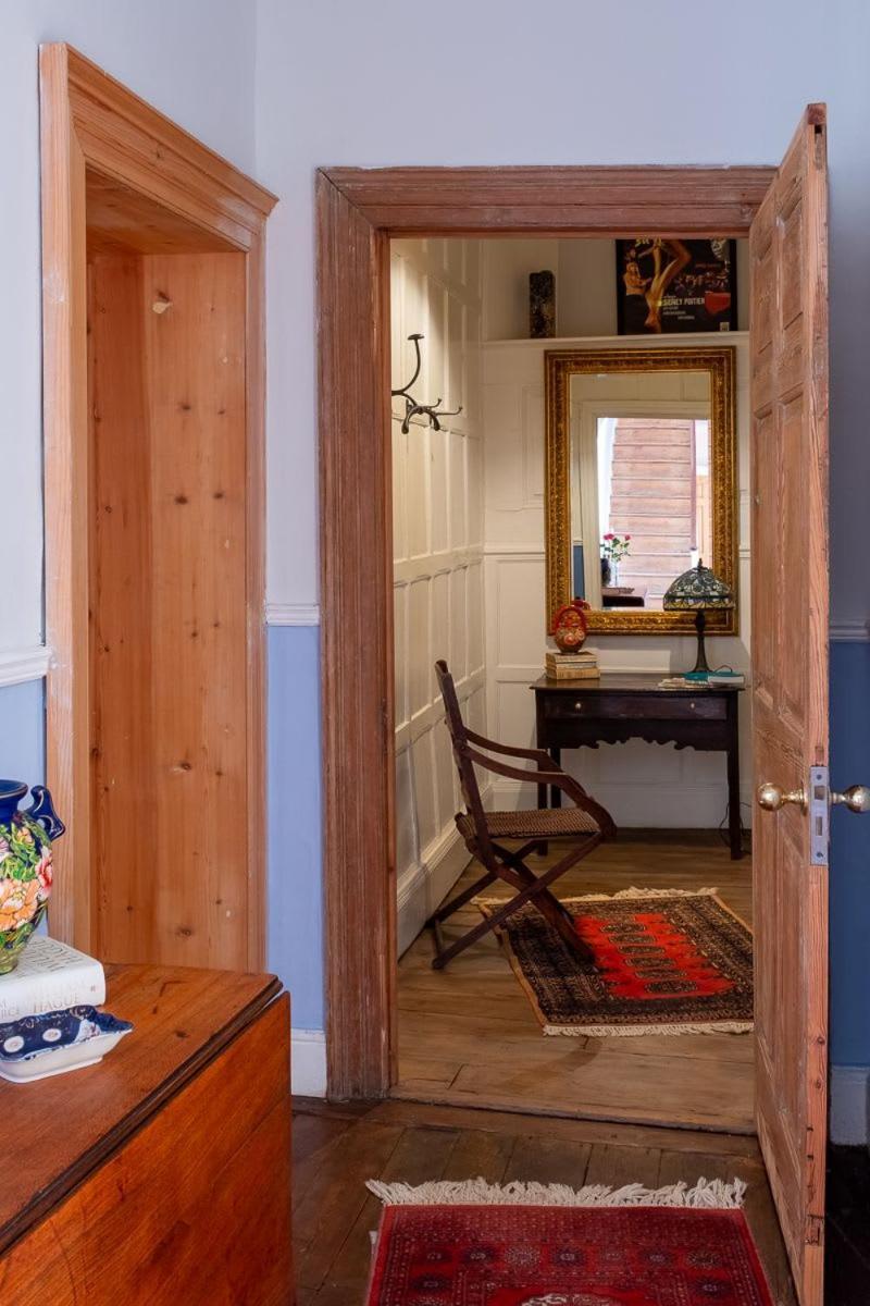 Luxury Georgian Townhouse In Heart Of Sleeps 4 Apartment Norwich