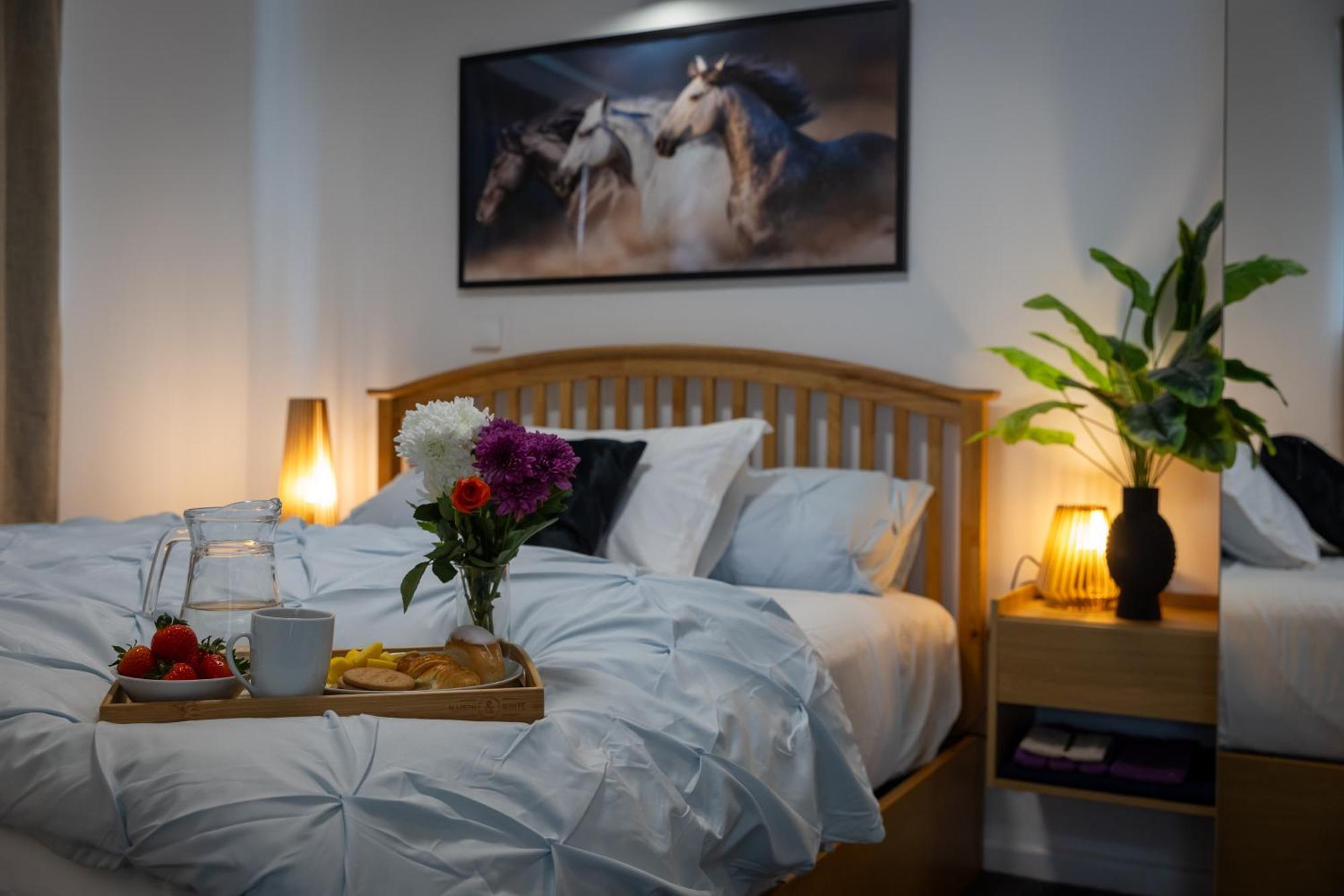 Epiphany Homes - 4 Bedroom House In - Contractor Friendly - Close To Airport And Hospital Homestay Norwich