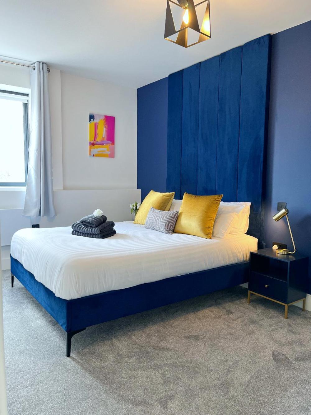 Luxury Centre - Free Parking Apartment