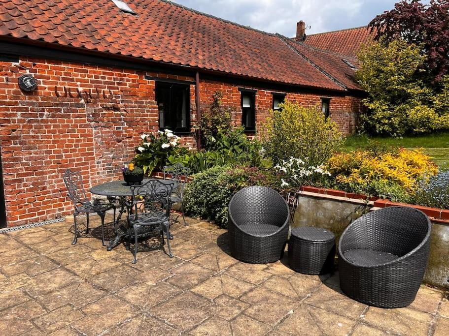The Stables, Moulton St Mary Casa de férias *