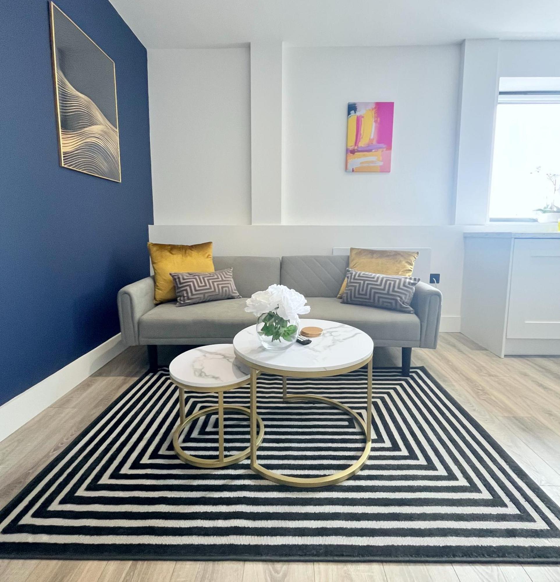Luxury Centre - Free Parking Apartment *