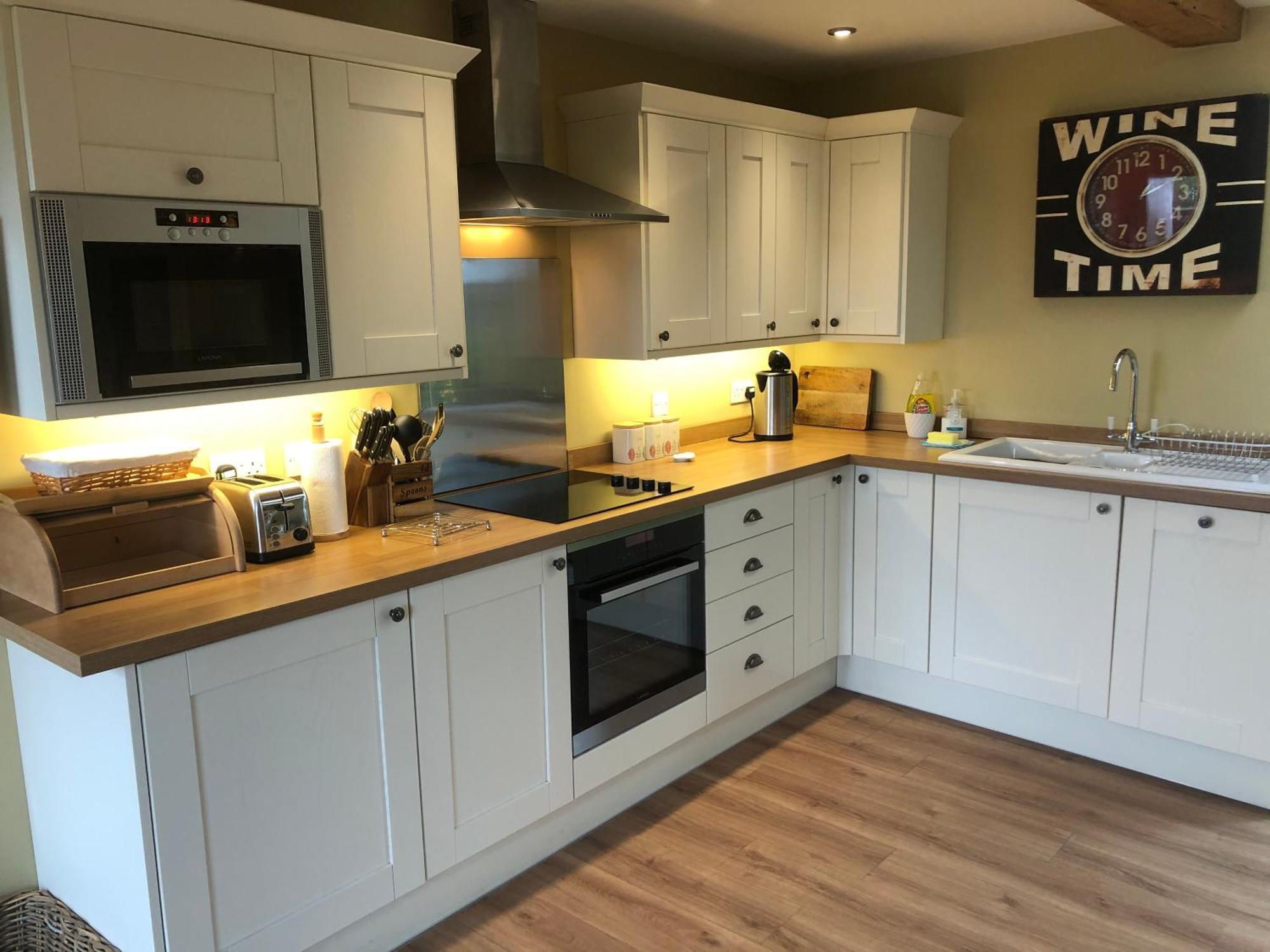 Folkards Farm With Hot Tubs * Norwich