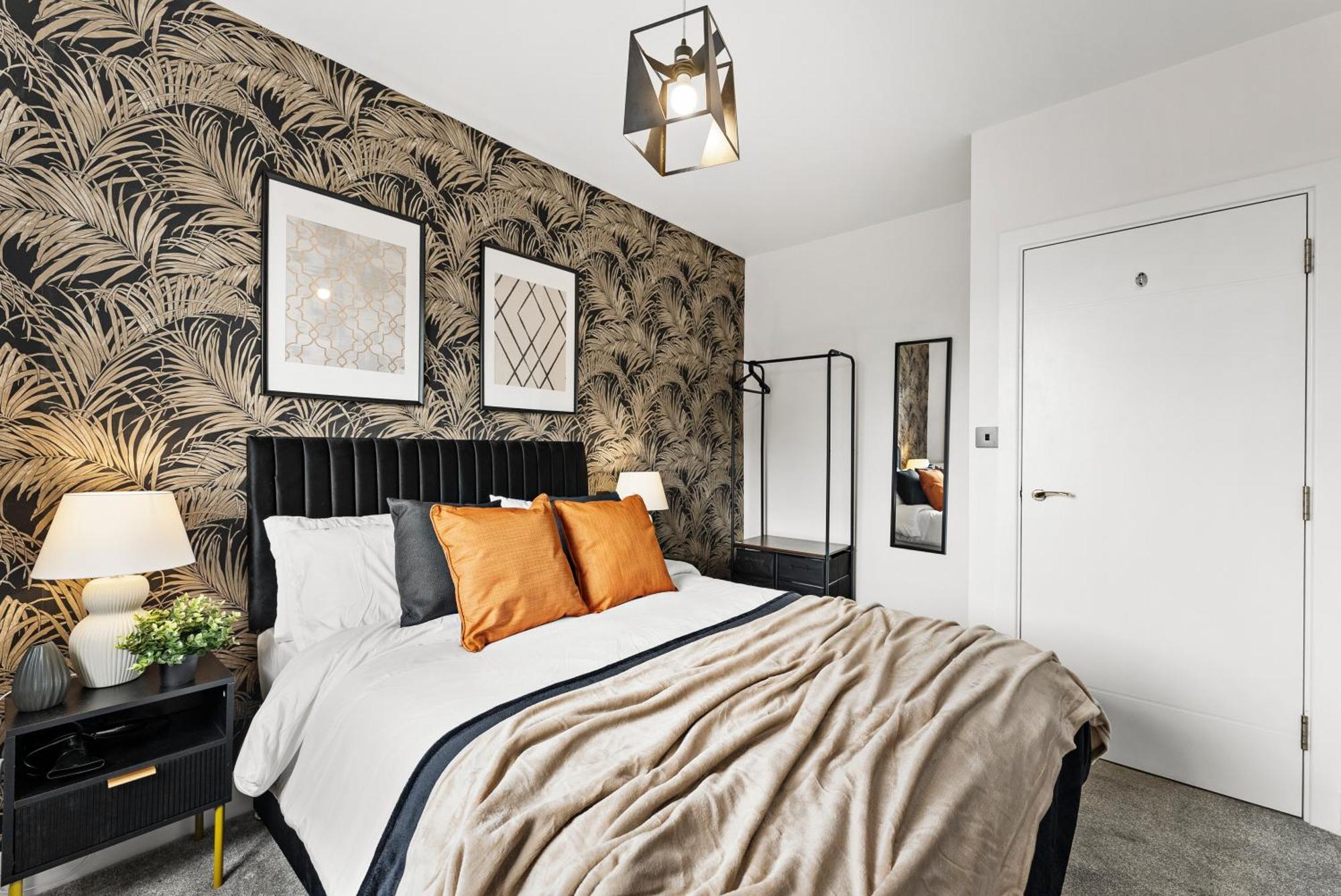 Charming 2-bedroom Flat In Apartment