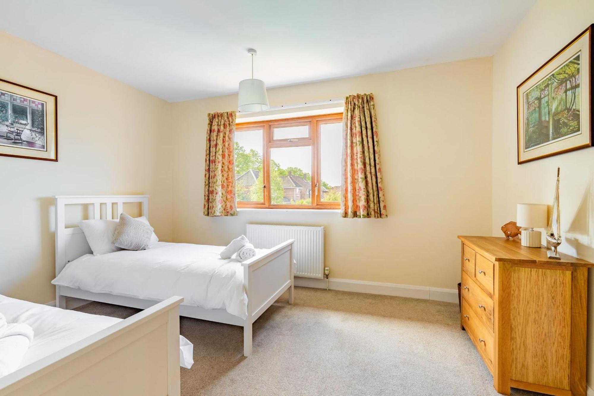 Host & - Welsford House