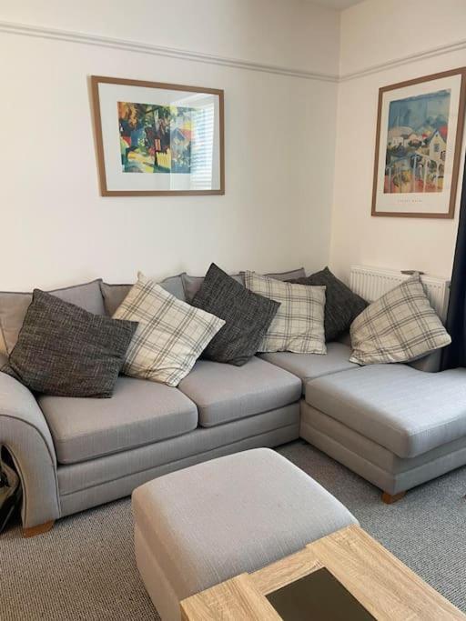 Apartment Stunning 4 Bedrooms Golden Triangle With Parking