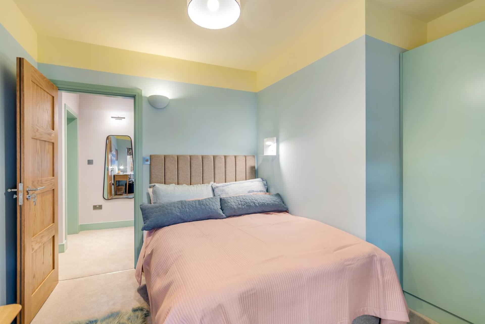 Eco Friendly Luxury Townhouse With Parking Holiday home